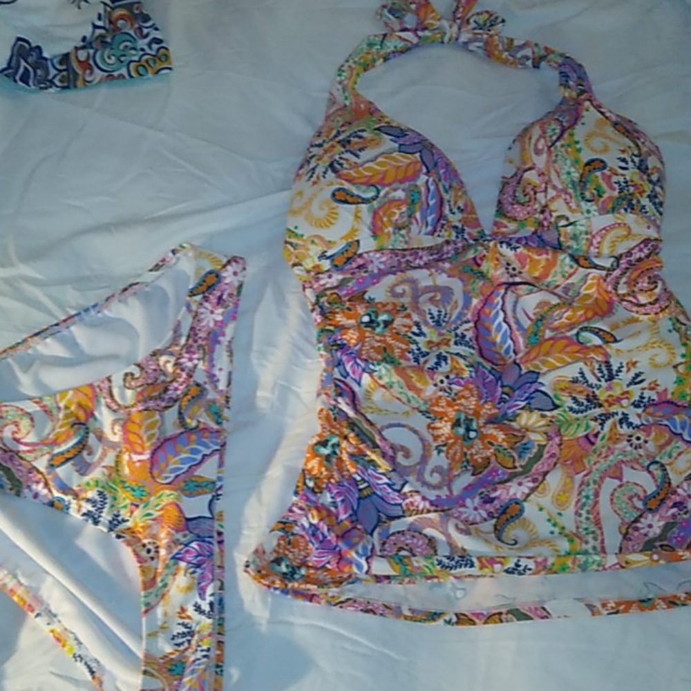 STUNNING STUNNING TANKINI